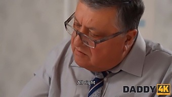 Kiểm Soát Anh Ta Từ Xa Với Tính Năng Từ Xa Của Daddy4k